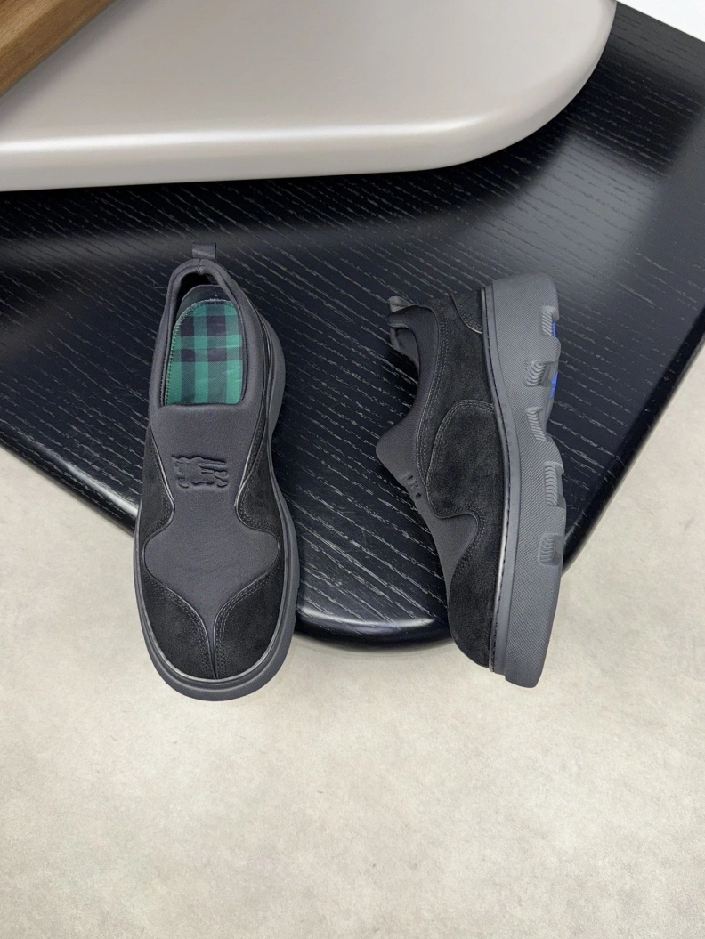EyeCatching Bxrbxrry Sneakers 114531