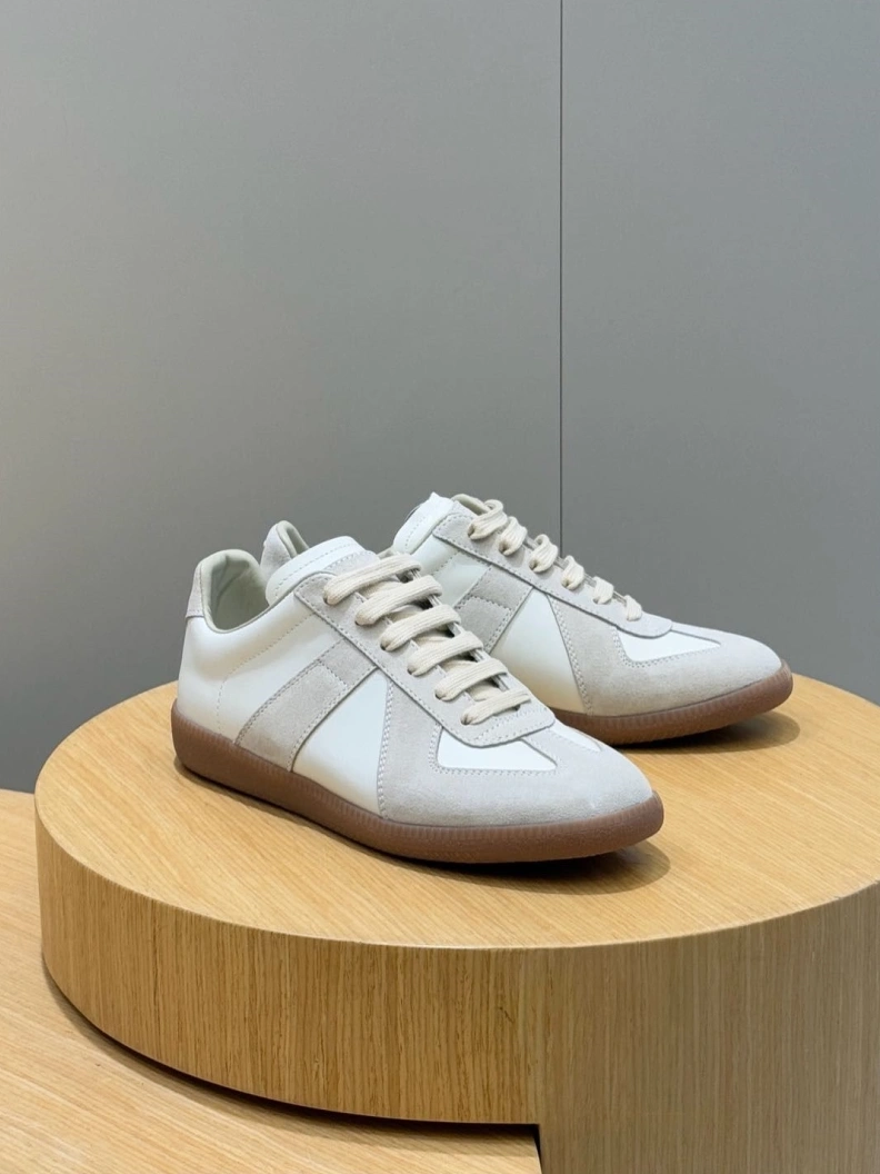 Comfortable Othxr Sneakers 210551