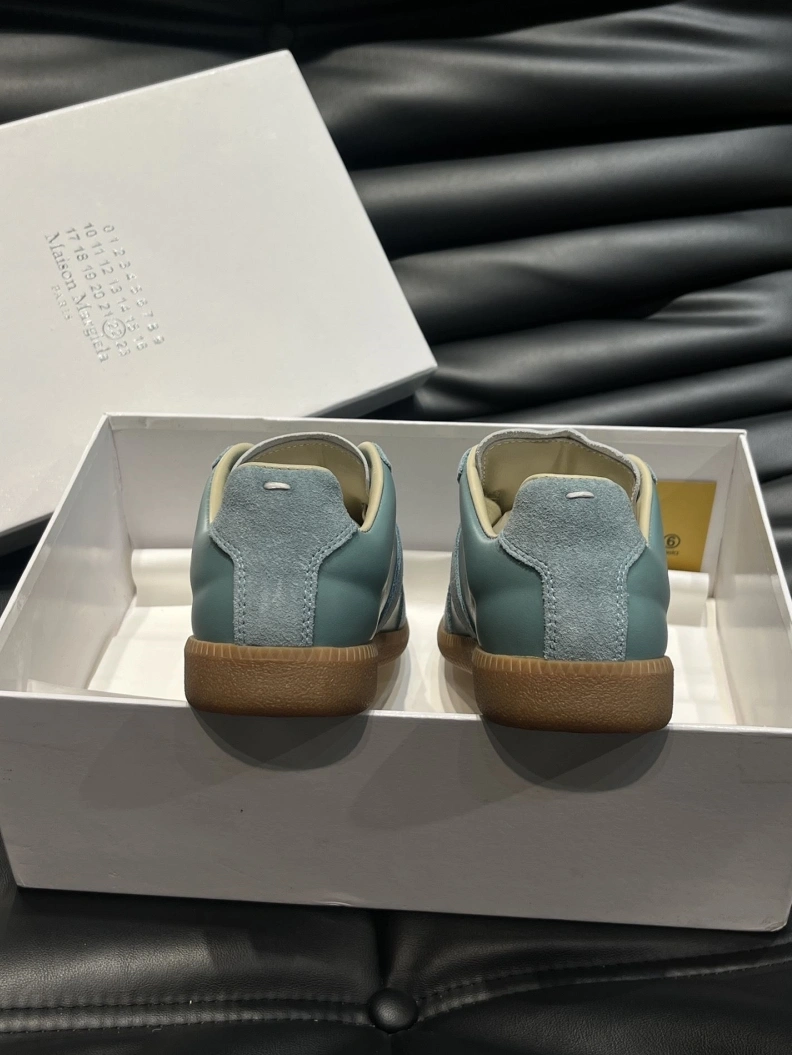 AllSeason Othxr Sneakers 210522