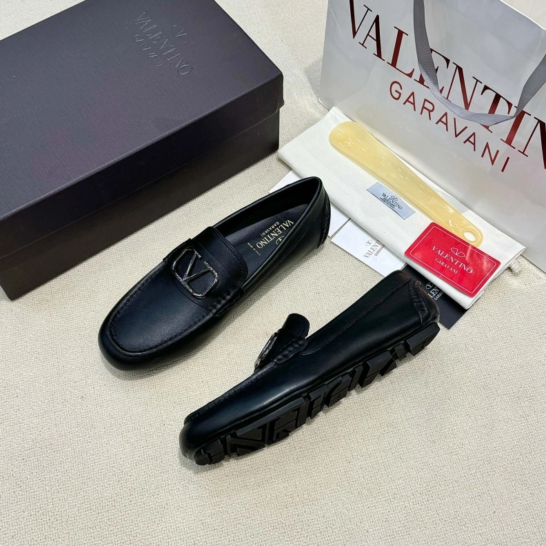 GoAnywhere Vxlxntino Leather Shoes 229200