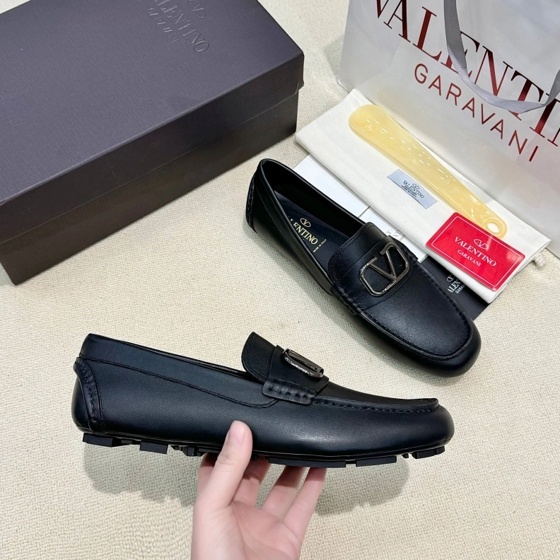 GoAnywhere Vxlxntino Leather Shoes 229200