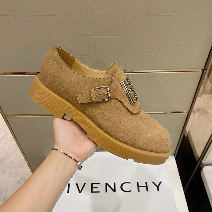Gxvxnchy Sneakers SmartChoice 152261
