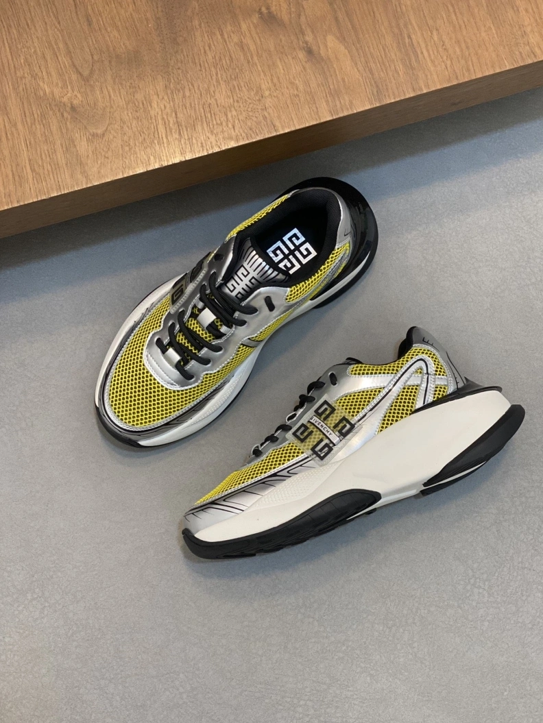 Gxvxnchy Sneakers Modern 152259