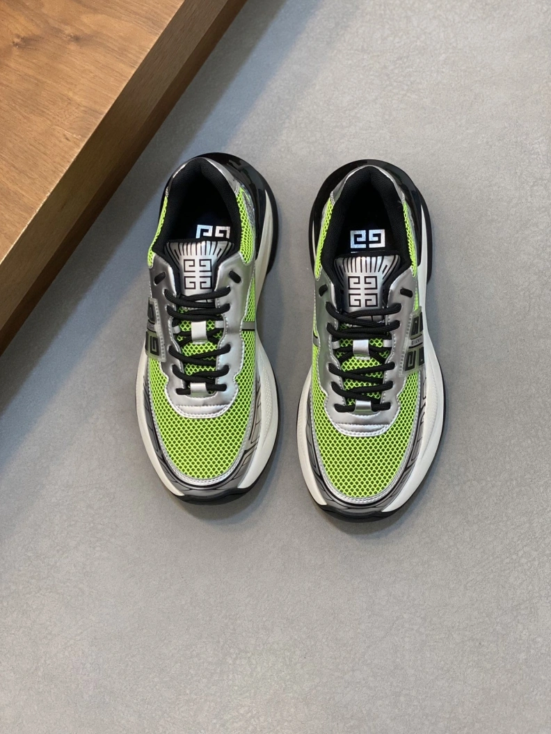 Gxvxnchy Sneakers TopPick 152257