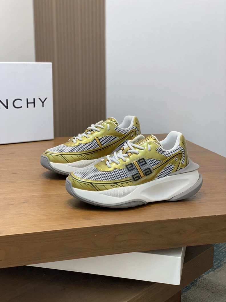 StreetReady Gxvxnchy Sneakers 152256