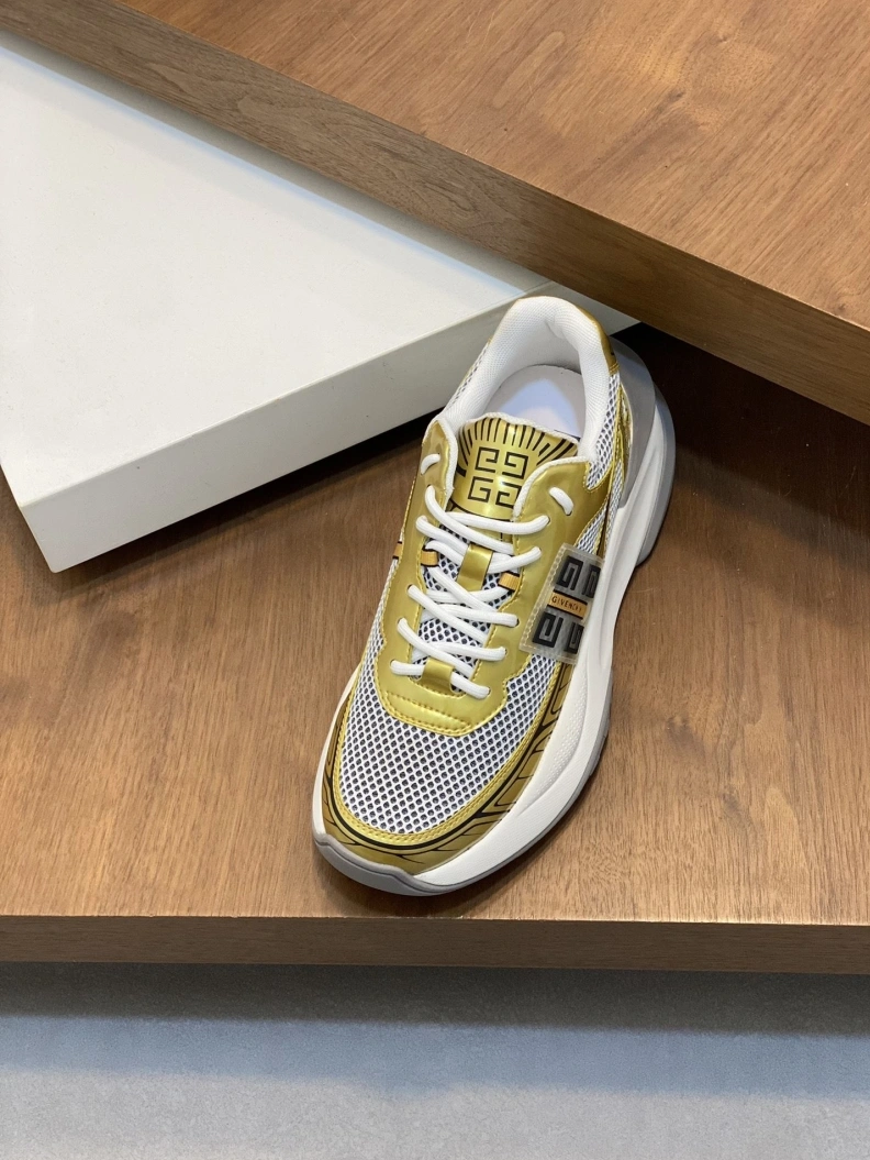 StreetReady Gxvxnchy Sneakers 152256