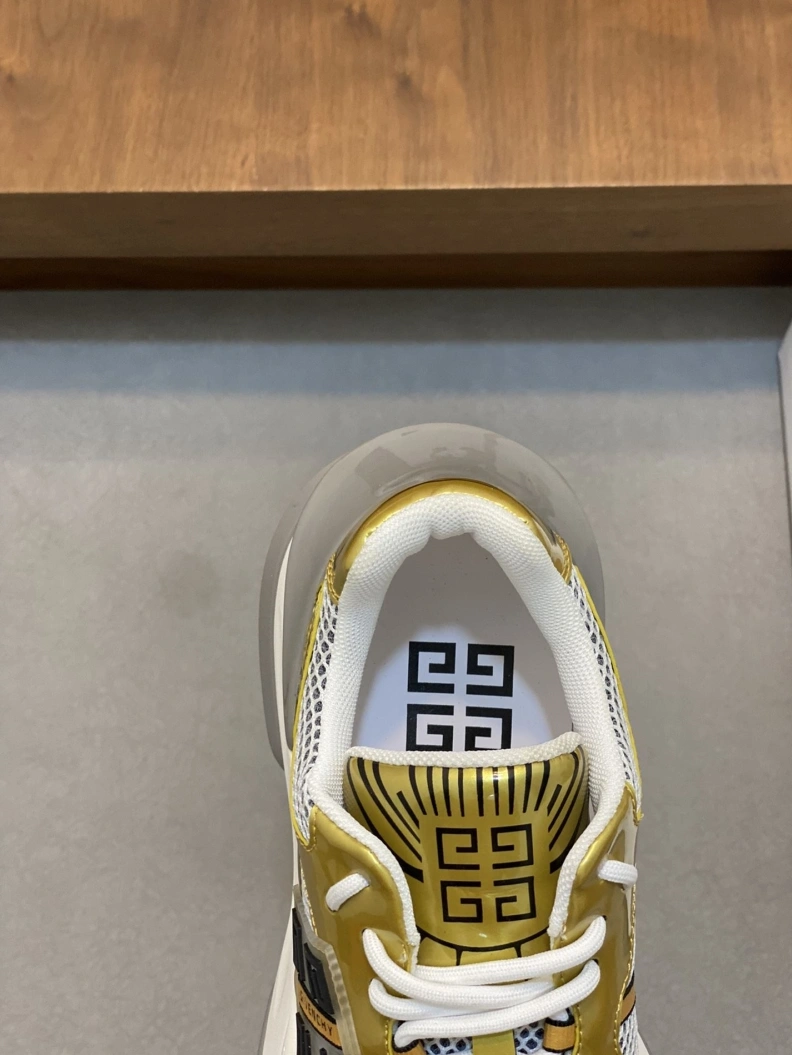 StreetReady Gxvxnchy Sneakers 152256