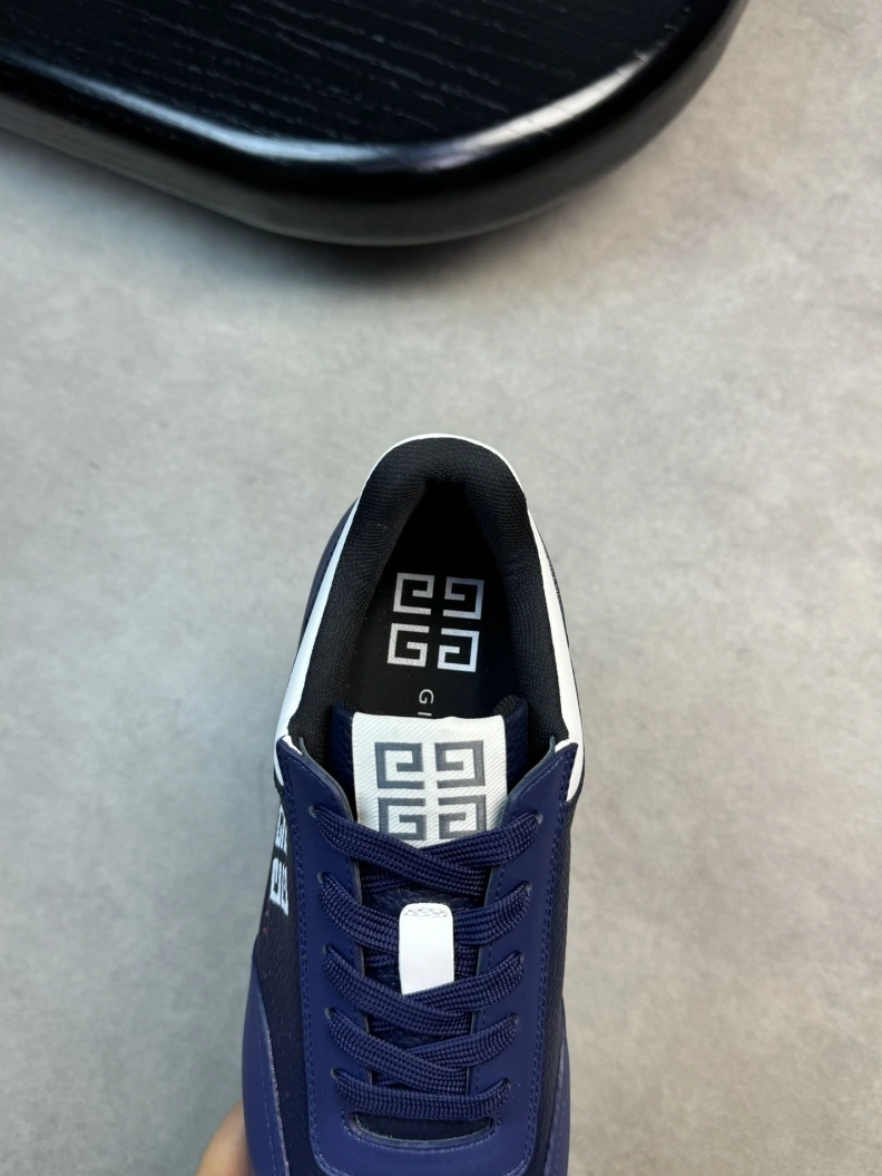 Breathable Gxvxnchy Sneakers 152253