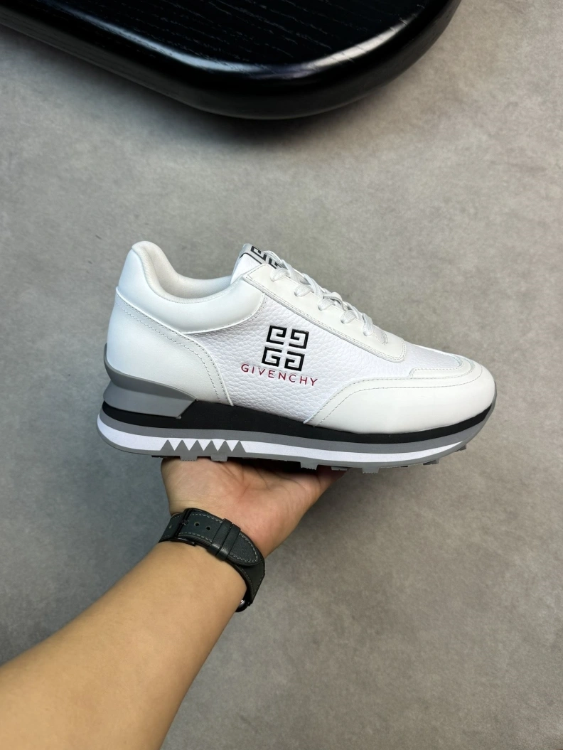 Gxvxnchy Sneakers Practical 152251