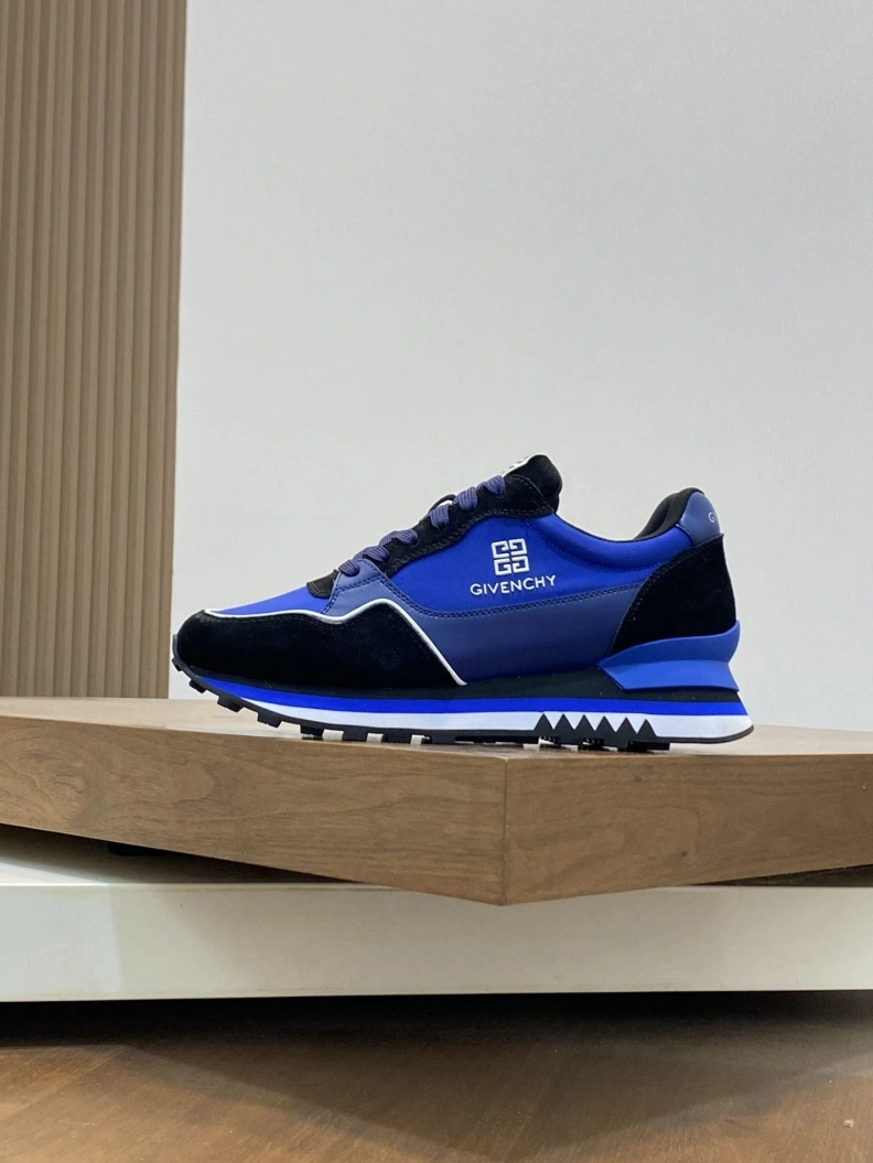 Gxvxnchy Sneakers Affordable 152241