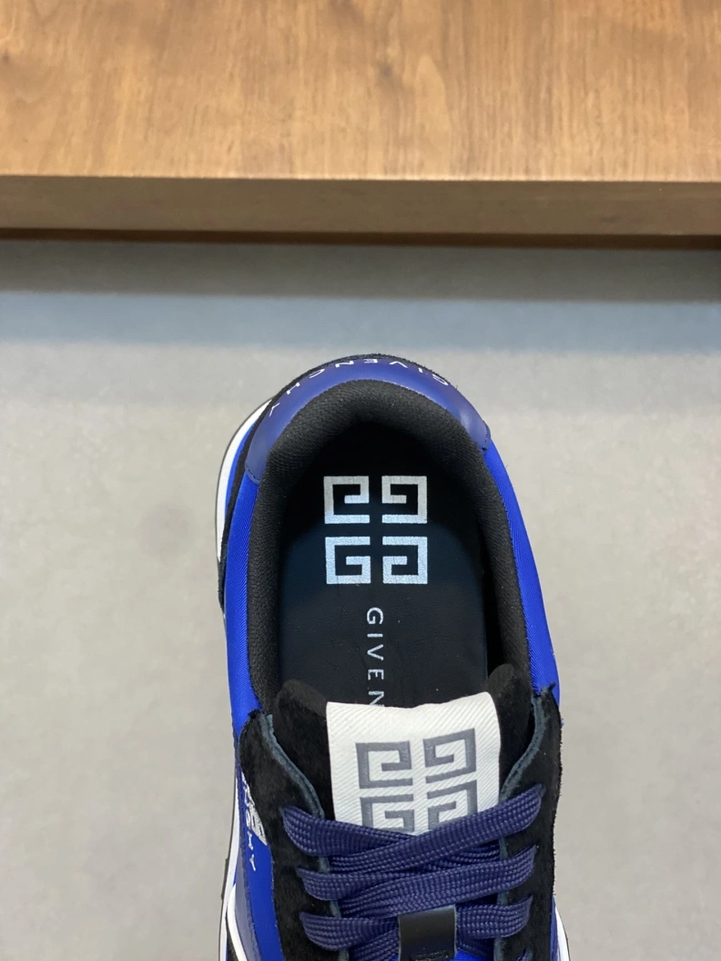 Gxvxnchy Sneakers Affordable 152241