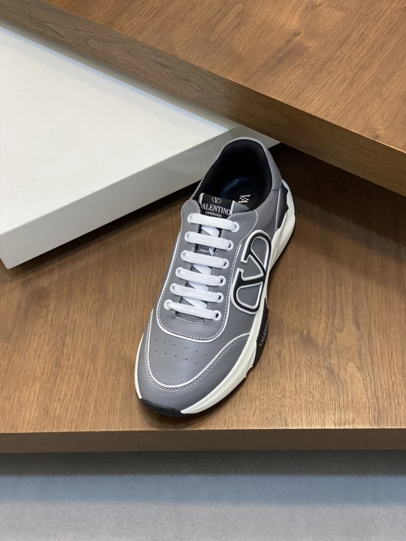 Soft Vxlxntino Sneakers 229089
