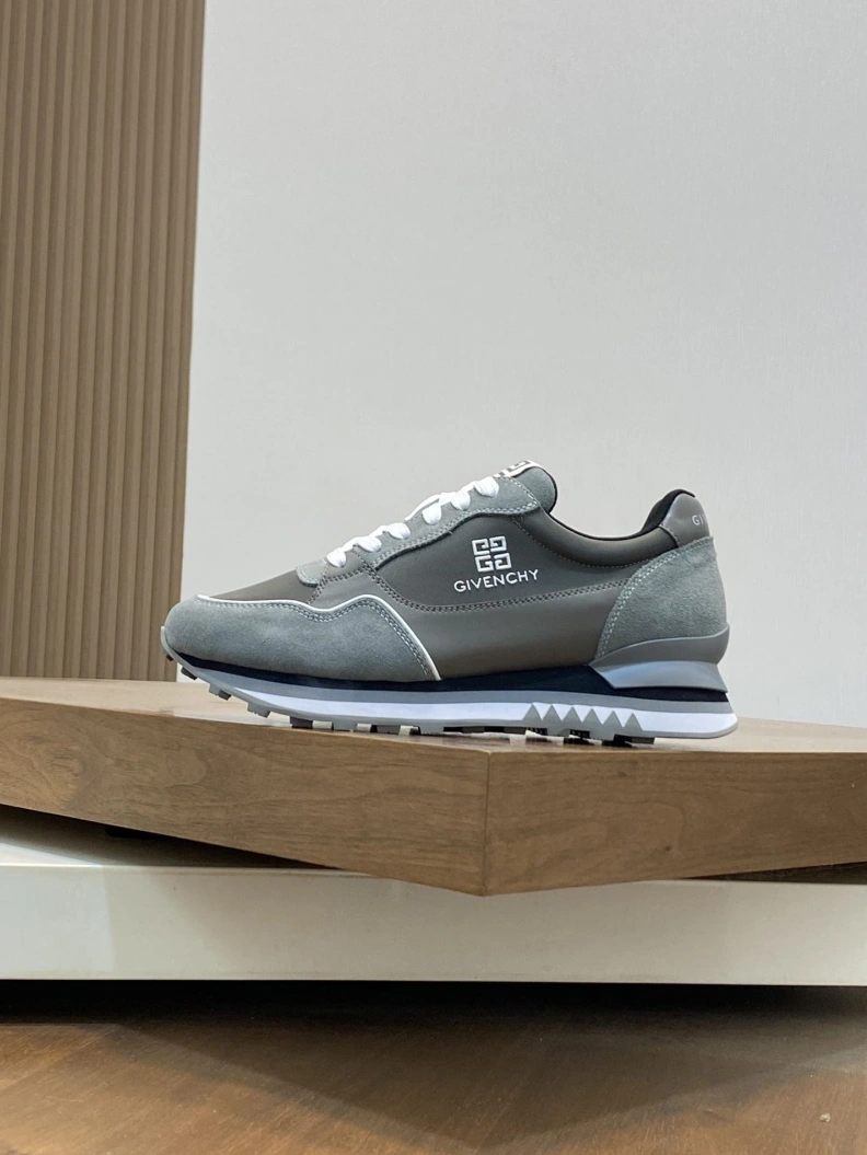 Gxvxnchy Sneakers Comfortable 152240