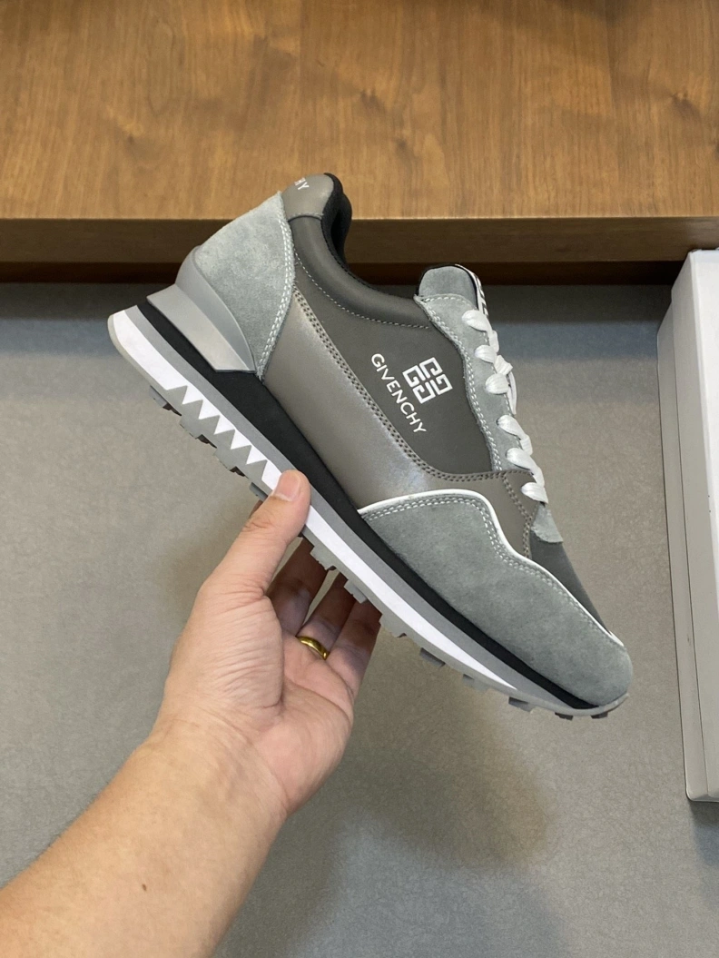 Gxvxnchy Sneakers Comfortable 152240