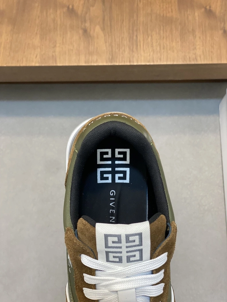 TopPick Gxvxnchy Sneakers 152237