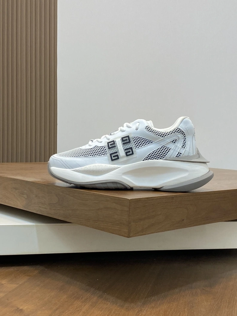 Gxvxnchy Sneakers WellDesigned 152242