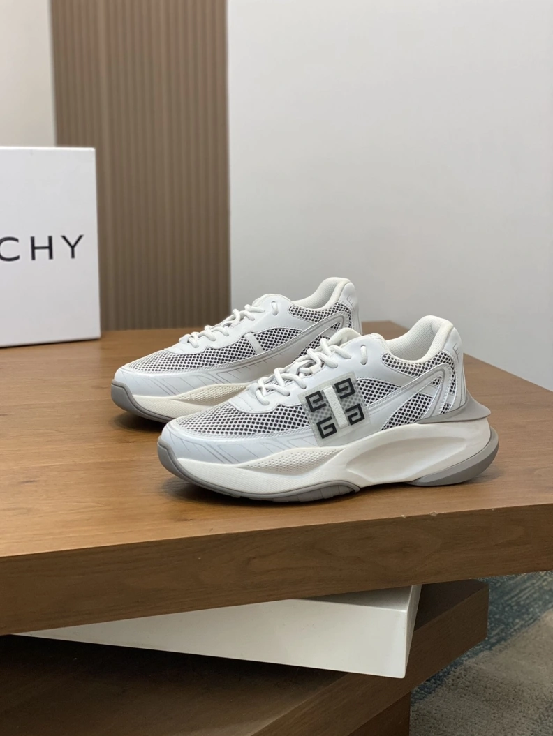 Gxvxnchy Sneakers WellDesigned 152242