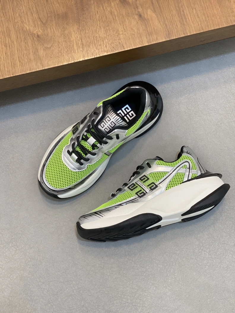 Popular Gxvxnchy Sneakers 152238