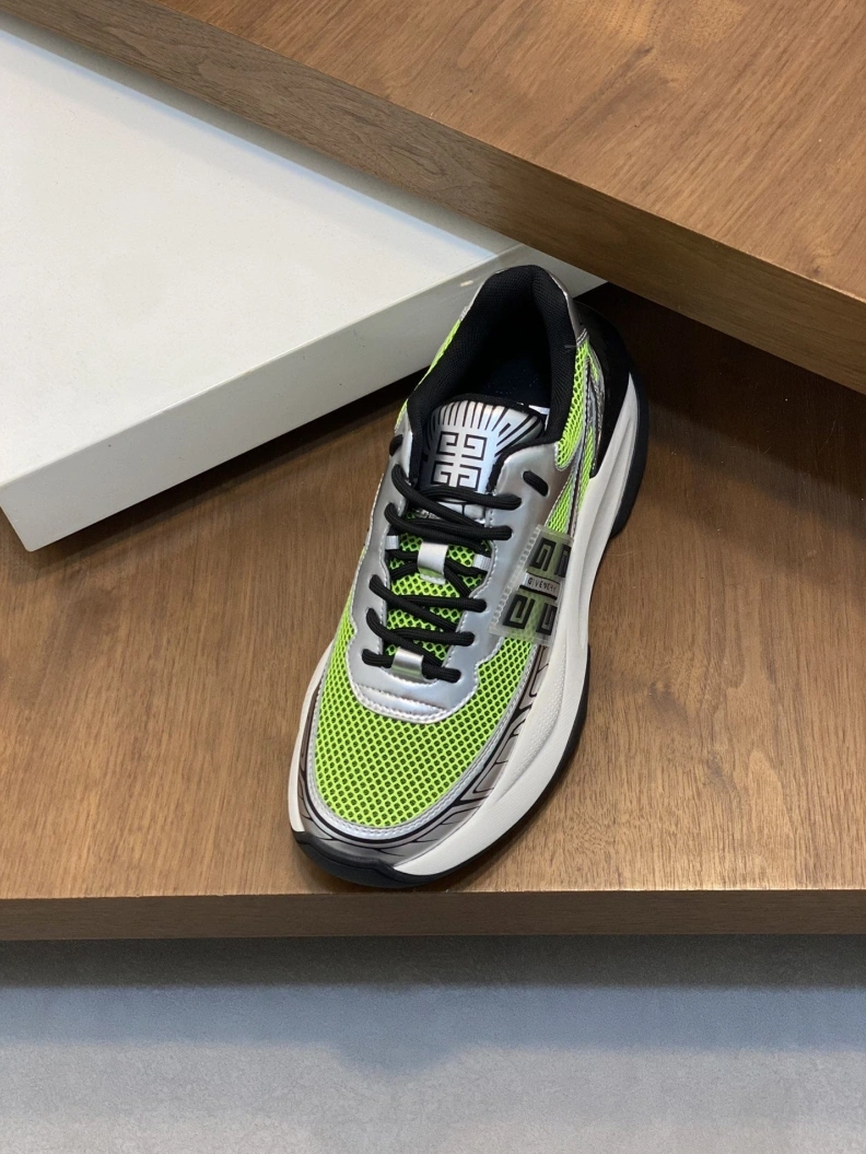 Popular Gxvxnchy Sneakers 152238