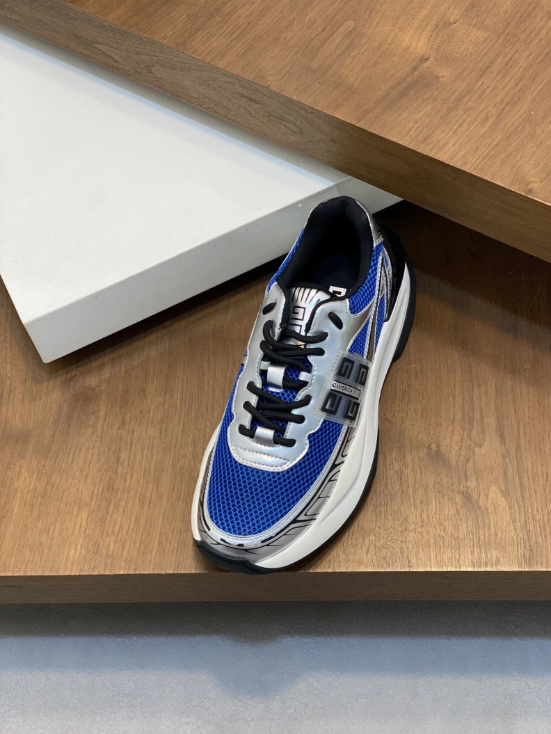 Gxvxnchy Sneakers TopPick 152234