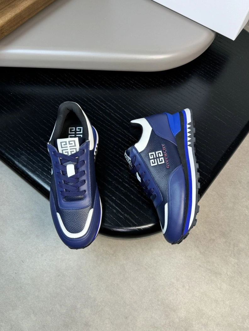 Gxvxnchy Sneakers Flexible 152231