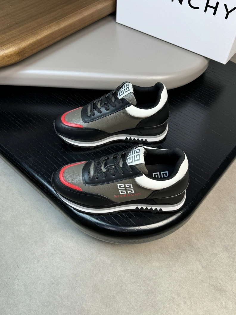 StreetReady Gxvxnchy Sneakers 152227