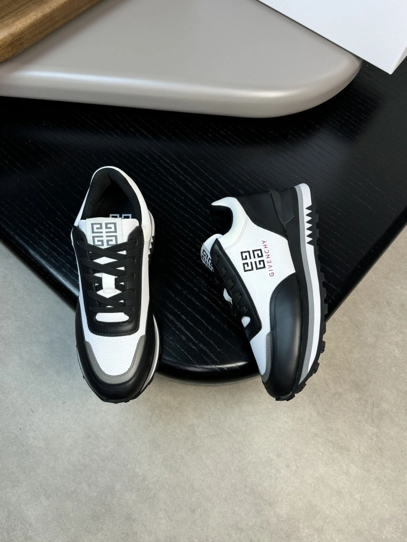 Gxvxnchy Sneakers Bold 152225