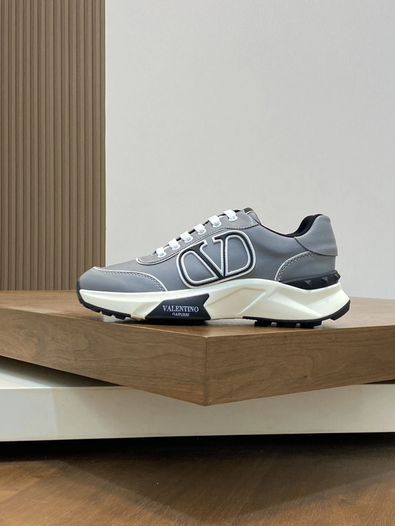 Lightweight Vxlxntino Sneakers 229077