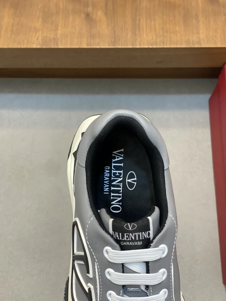 Lightweight Vxlxntino Sneakers 229077