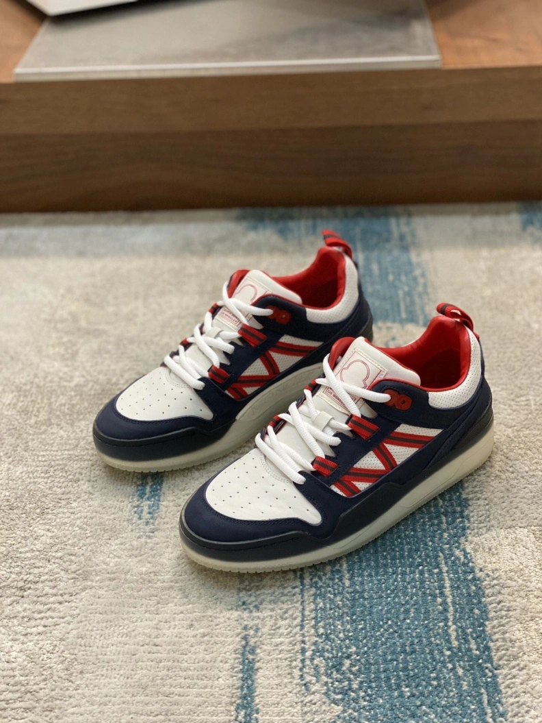 AllSeason Mxnclxr Sneakers 197284