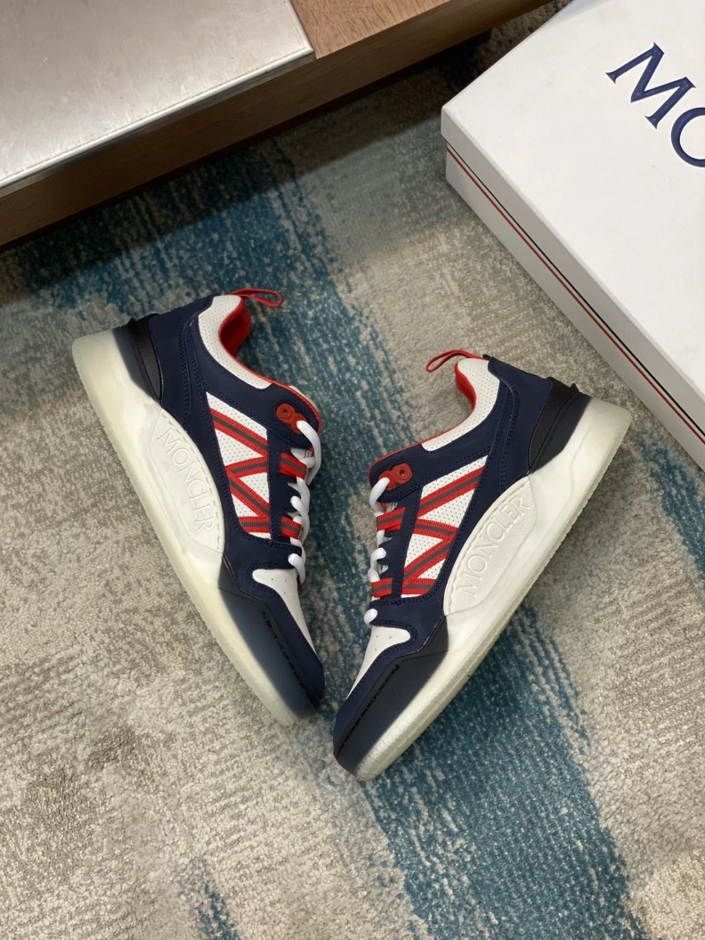AllSeason Mxnclxr Sneakers 197284
