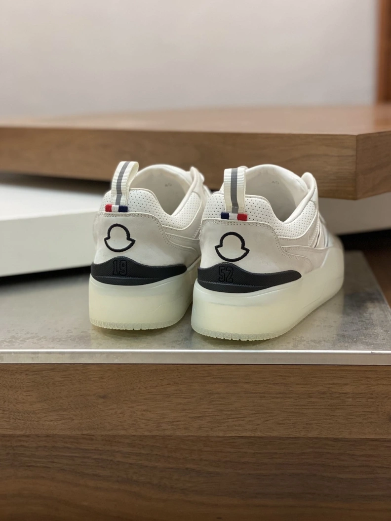 WellDesigned Mxnclxr Sneakers 197275