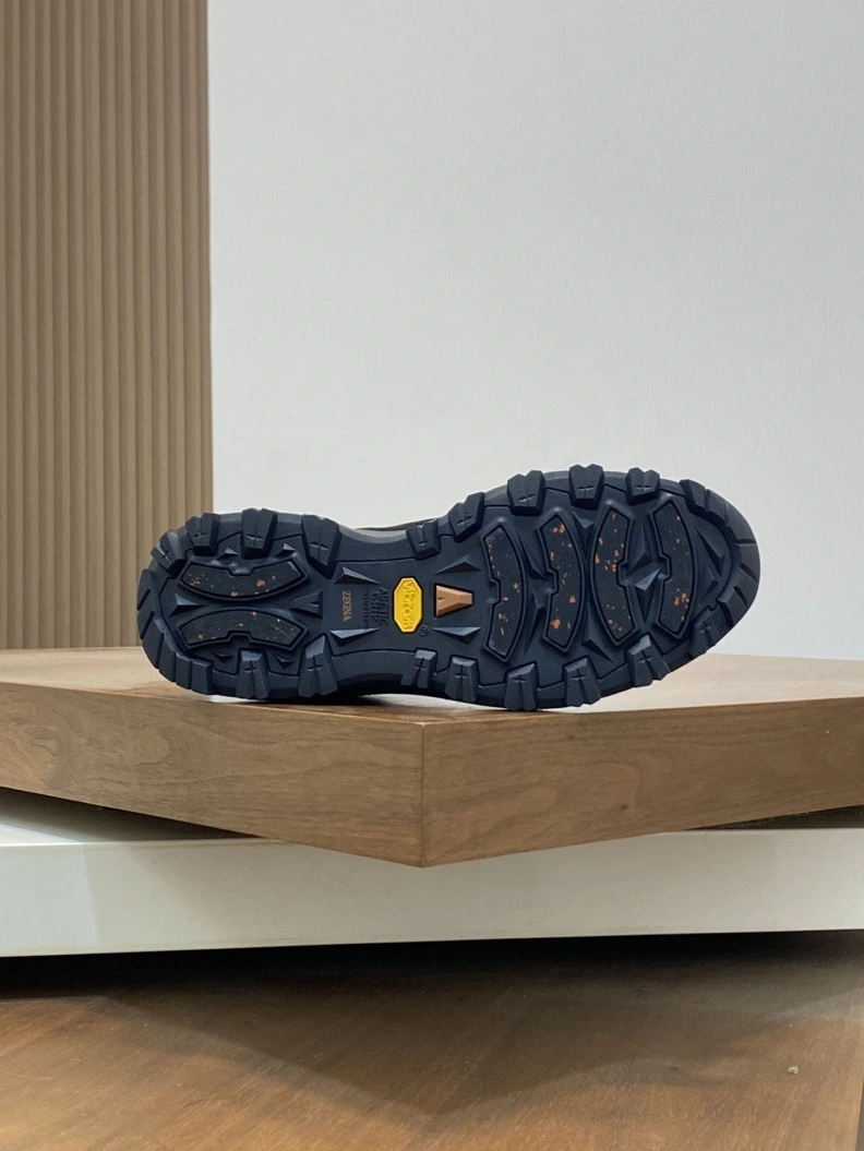 Versatile Othxr Sneakers 210487