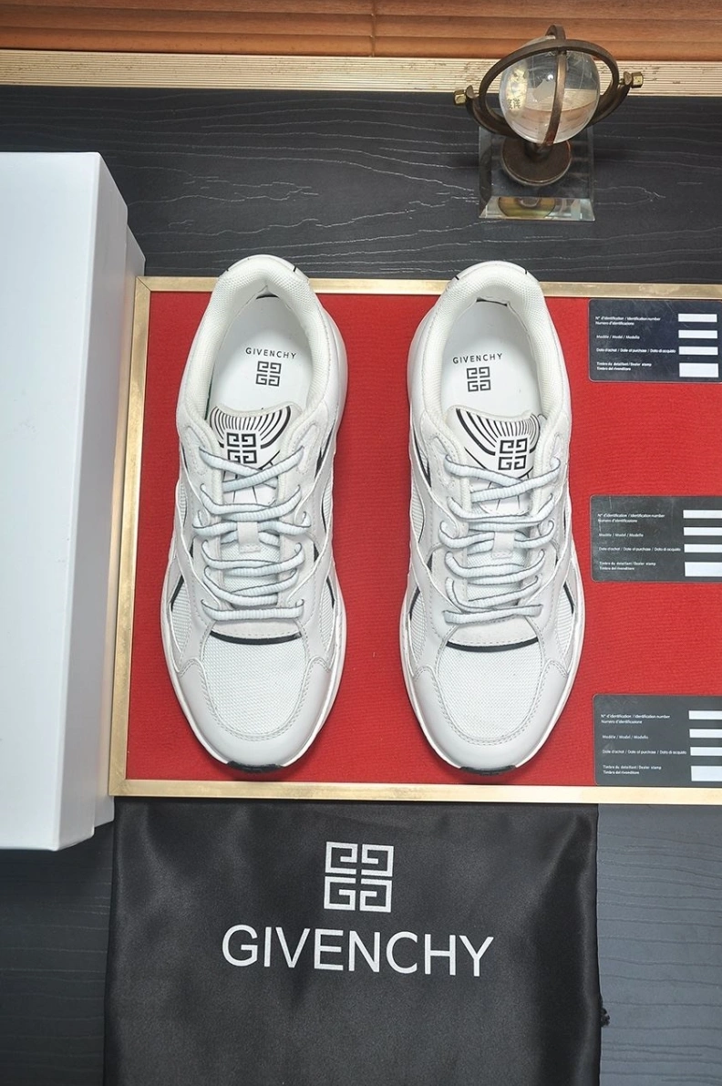 Elegant Gxvxnchy Sneakers 152226