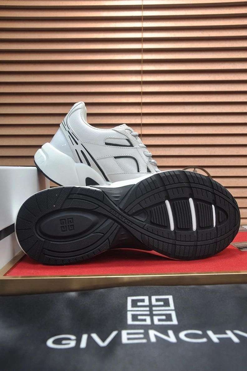 Elegant Gxvxnchy Sneakers 152226