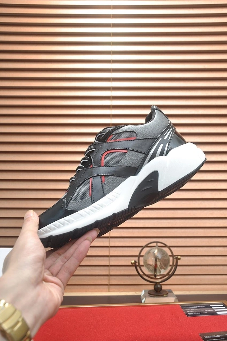Gxvxnchy Sneakers Sleek 152223