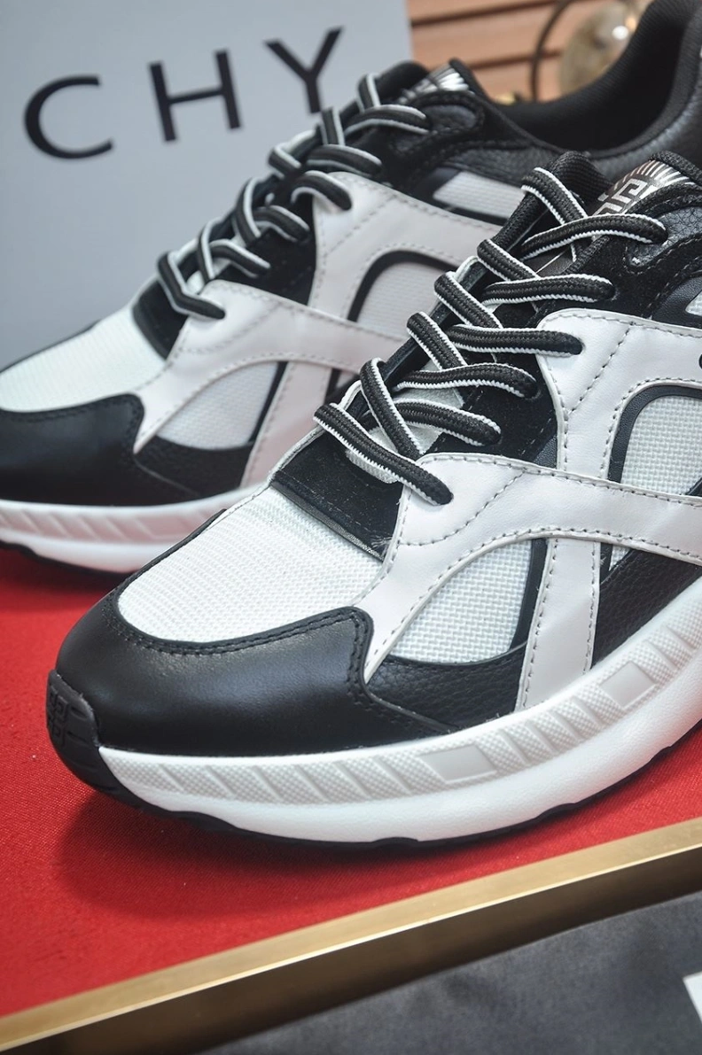 Modern Gxvxnchy Sneakers 152228