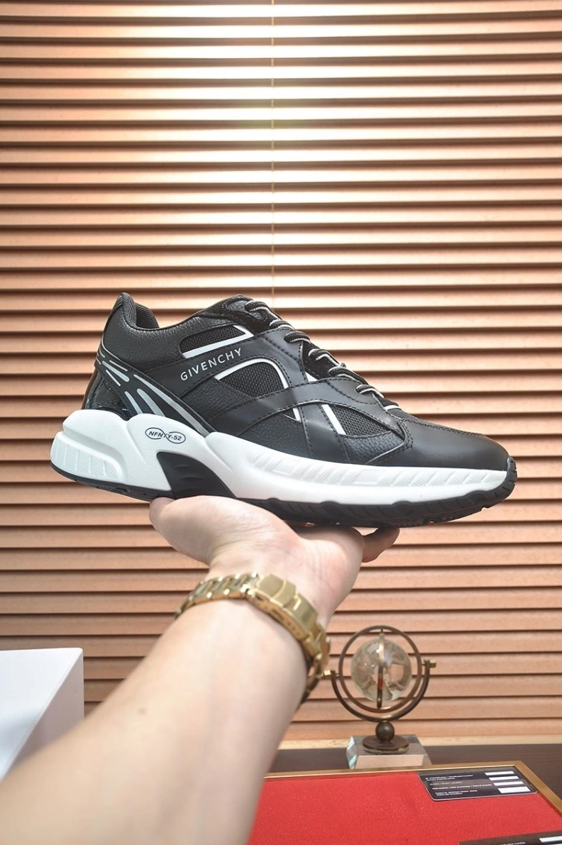 Unique Gxvxnchy Sneakers 152222