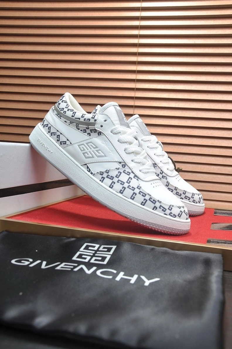 ModernLook Gxvxnchy Sneakers 152219