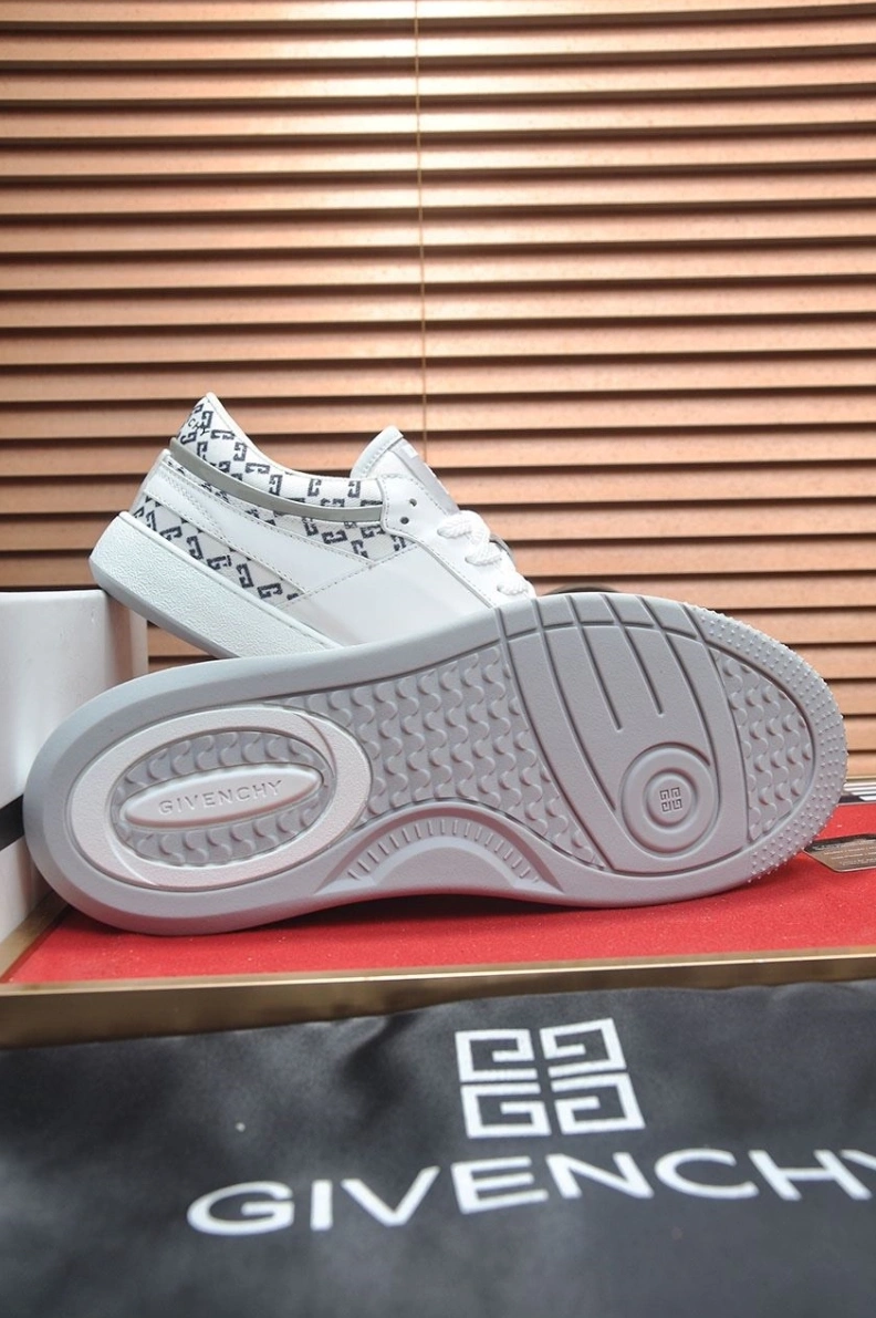 ModernLook Gxvxnchy Sneakers 152219