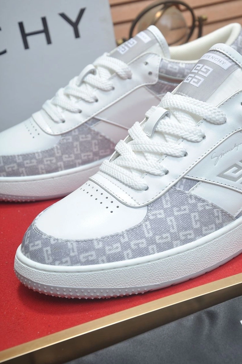 Gxvxnchy Sneakers DailyWear 152224