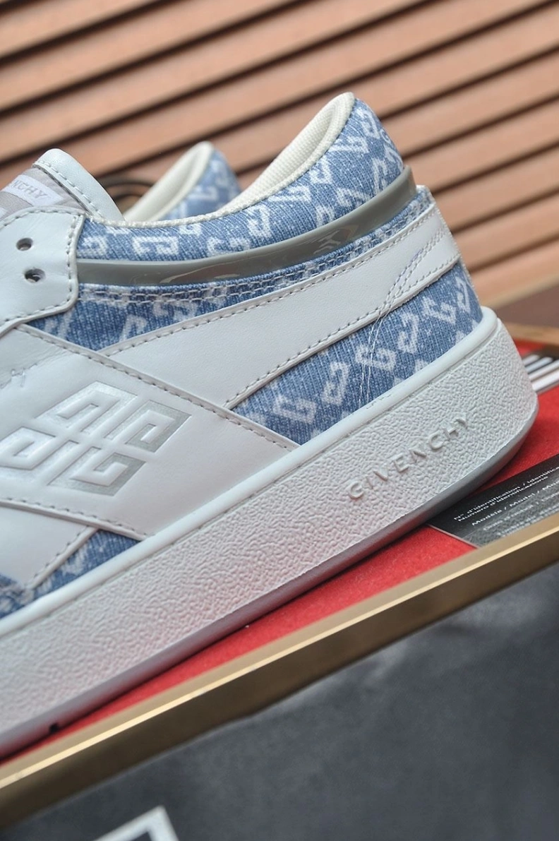 Gxvxnchy Sneakers SmartChoice 152215