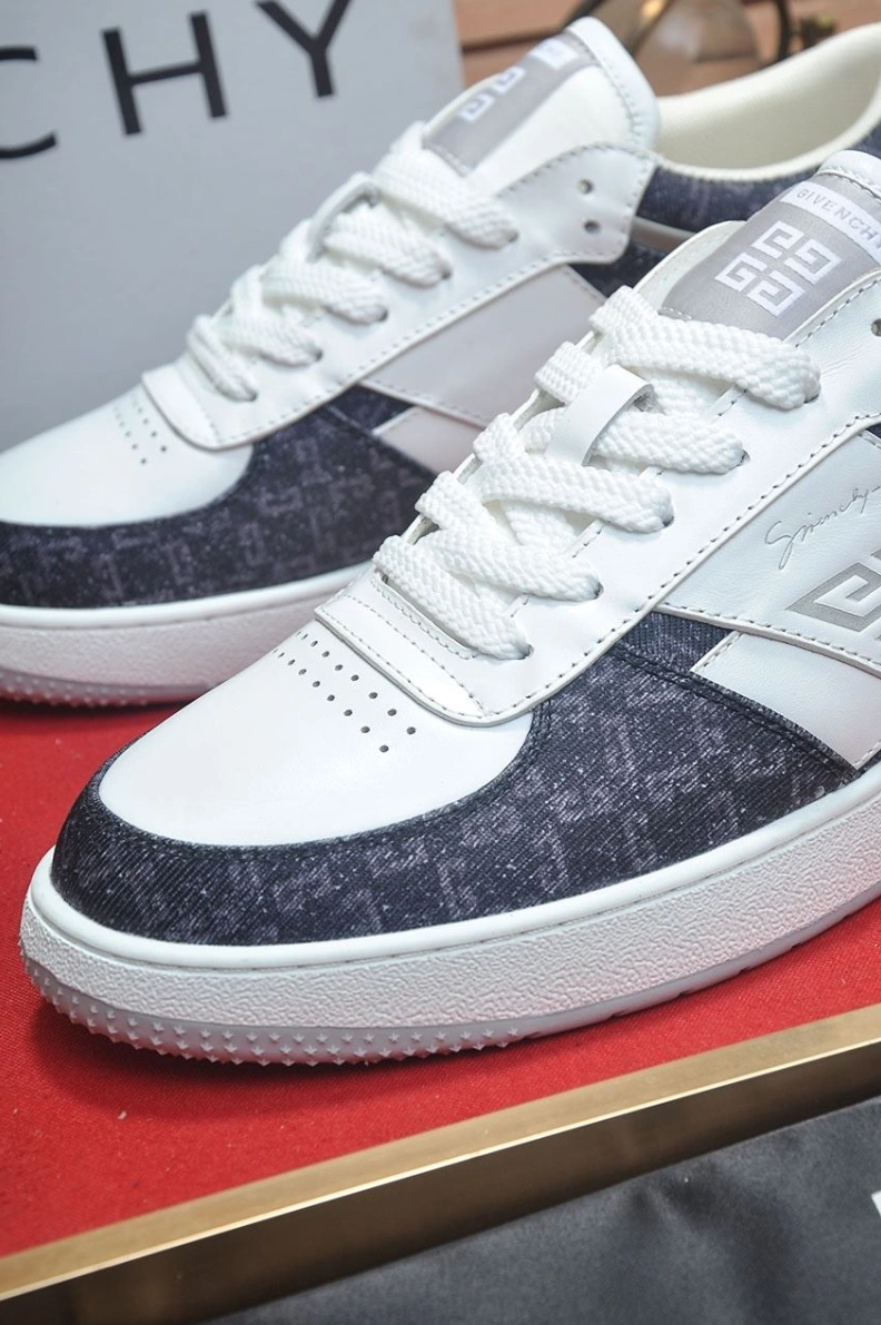 Stylish Gxvxnchy Sneakers 152213