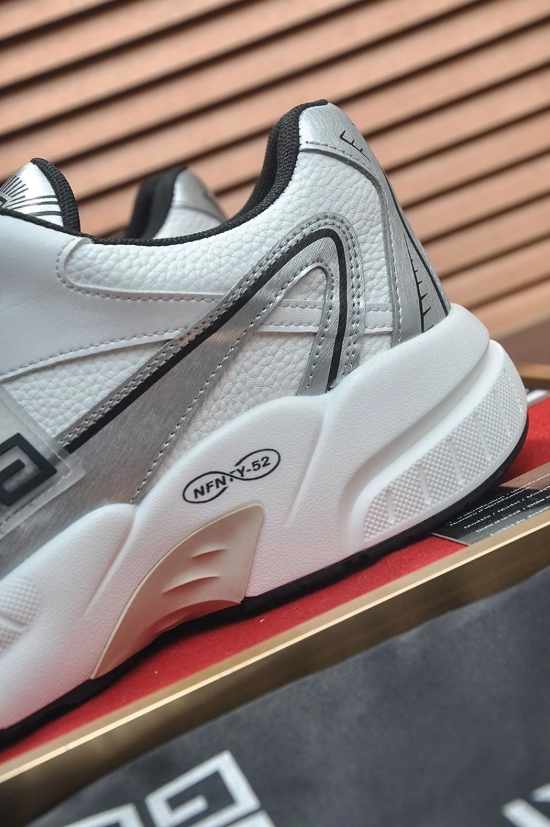 Gxvxnchy Sneakers Trendsetting 152212