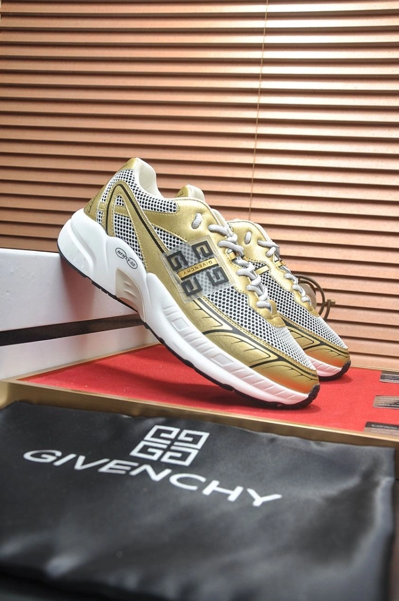 Gxvxnchy Sneakers Unique 152210