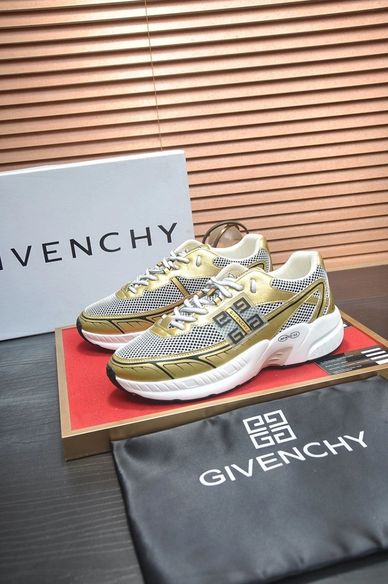 Gxvxnchy Sneakers Unique 152210