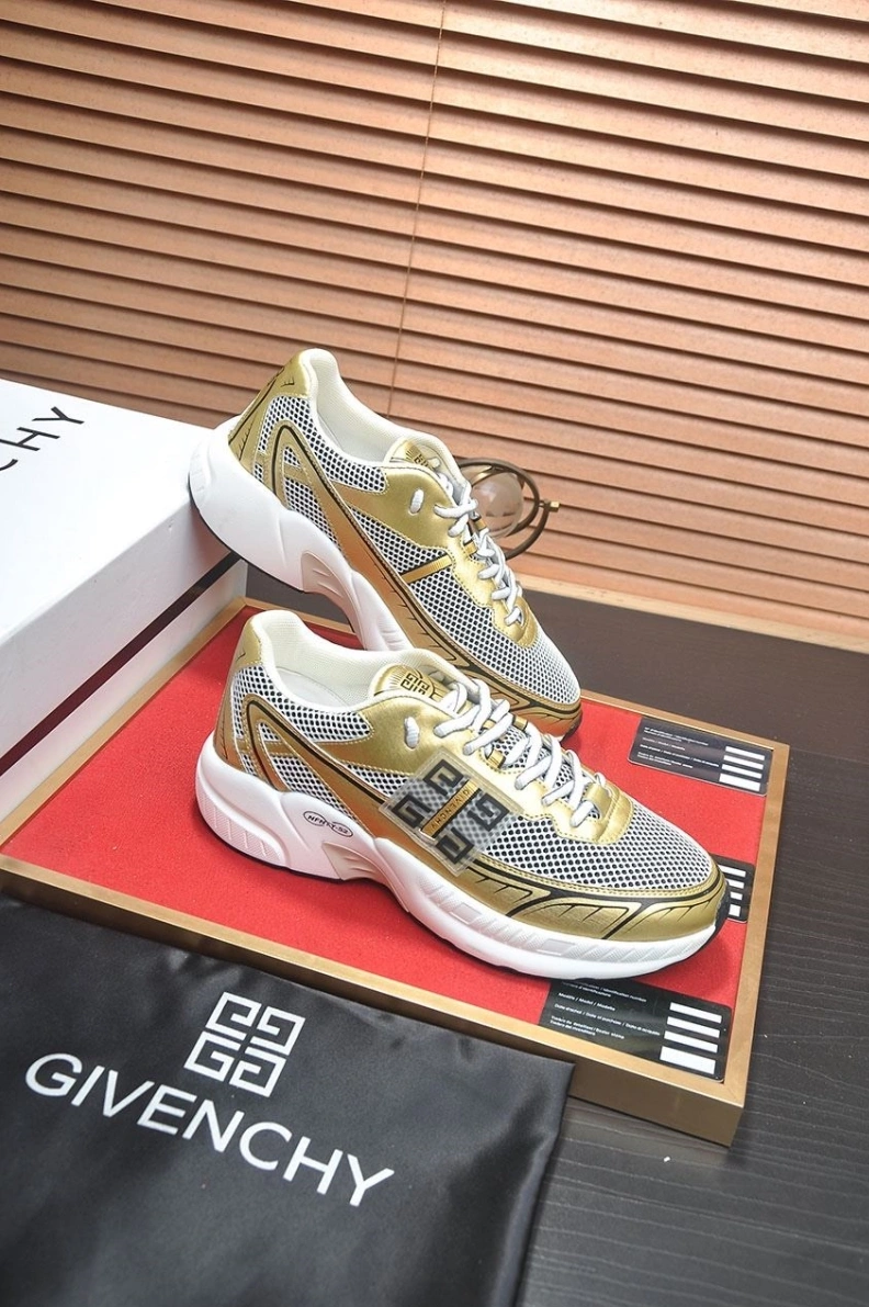 Gxvxnchy Sneakers Unique 152210