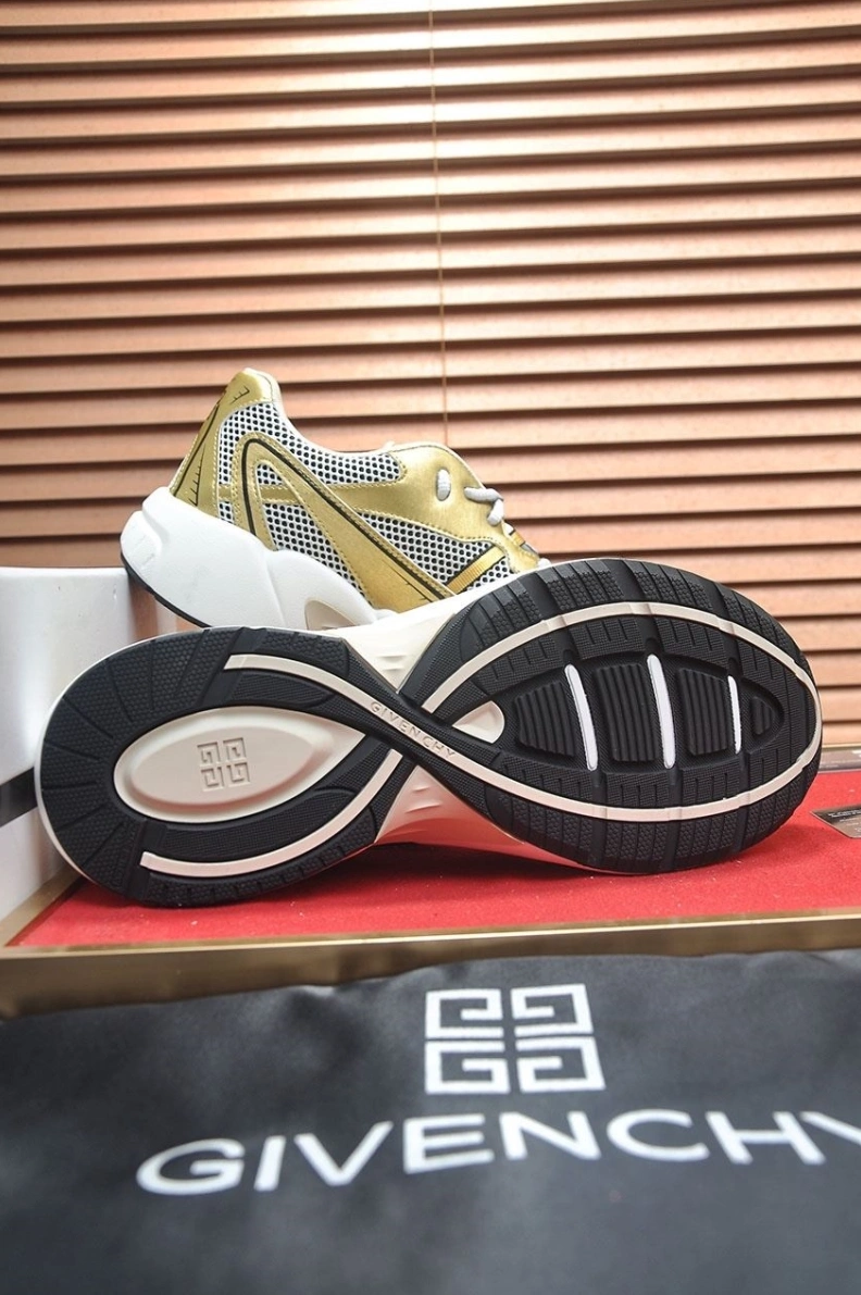 Gxvxnchy Sneakers Unique 152210