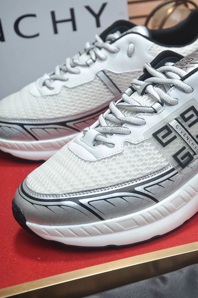 Gxvxnchy Sneakers Sleek 152208