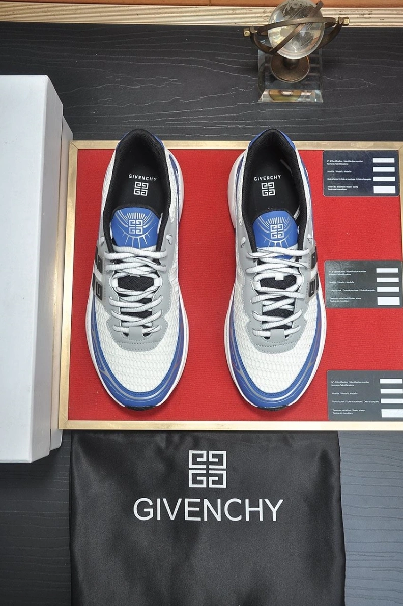 Gxvxnchy Sneakers Classic 152207